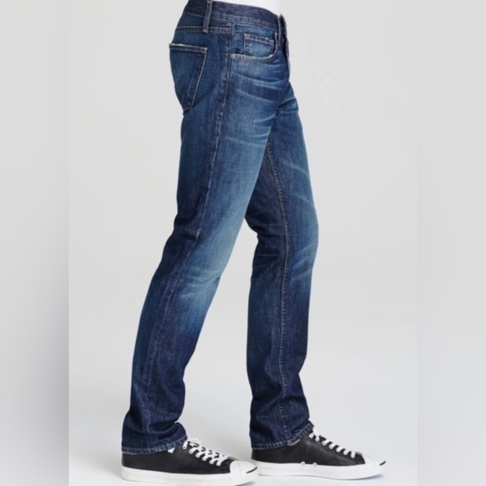 J BRAND | KANE Slim Straight Leg Jeans Blue waist measures 32” - size tag 31